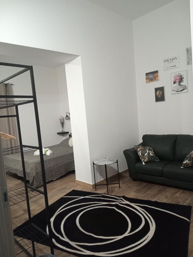 Living G Room 칼리아리 외부 사진